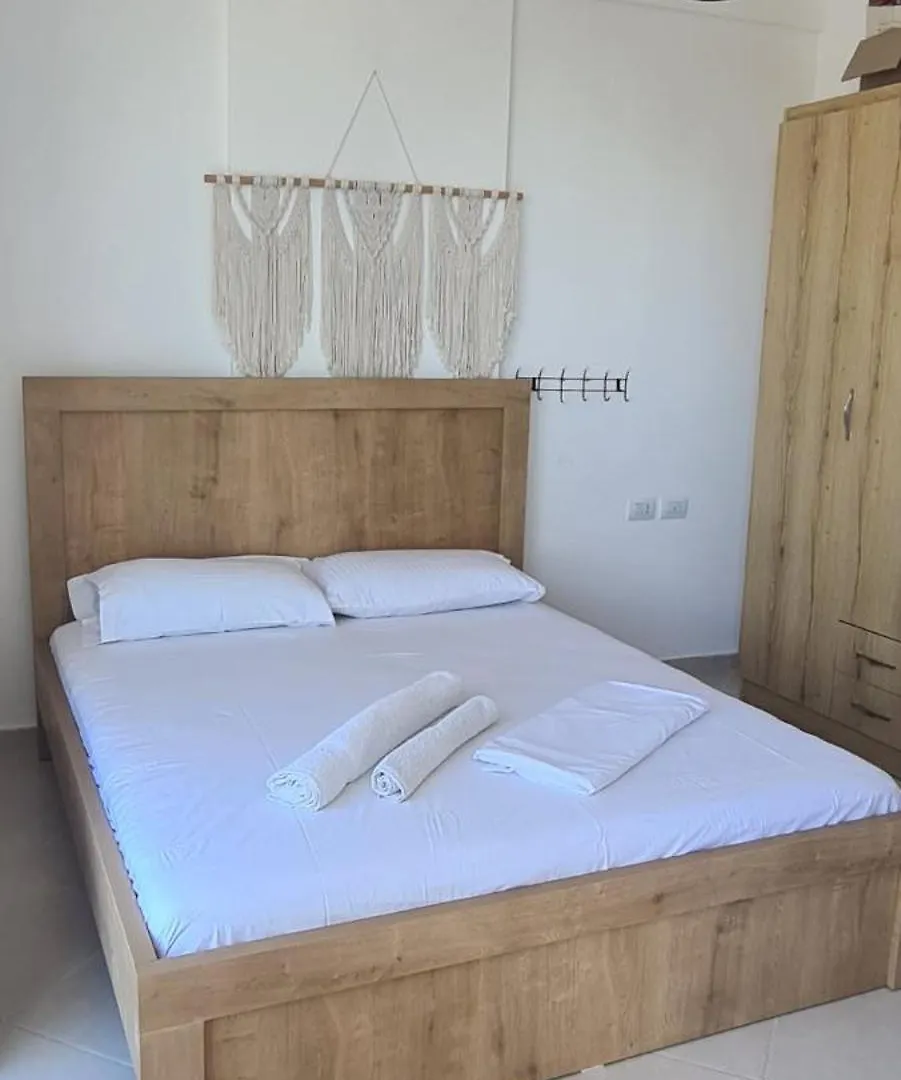 Sea Side Apartment Radhime Vlore Albania