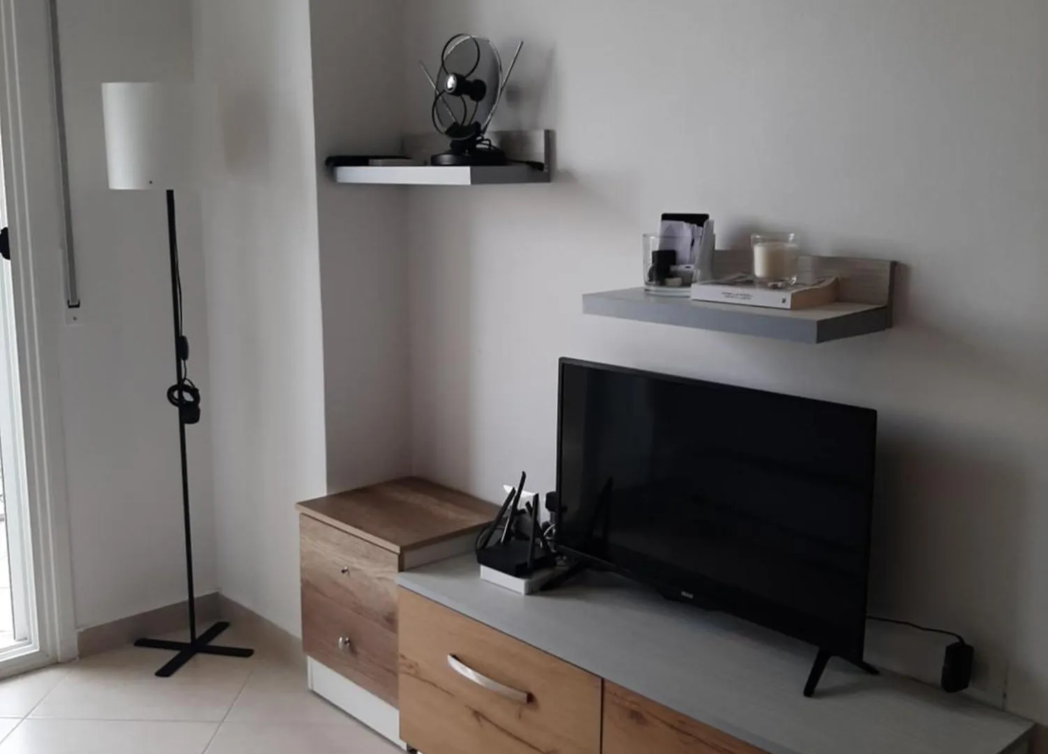 Sea Side Apartment Radhime Vlore