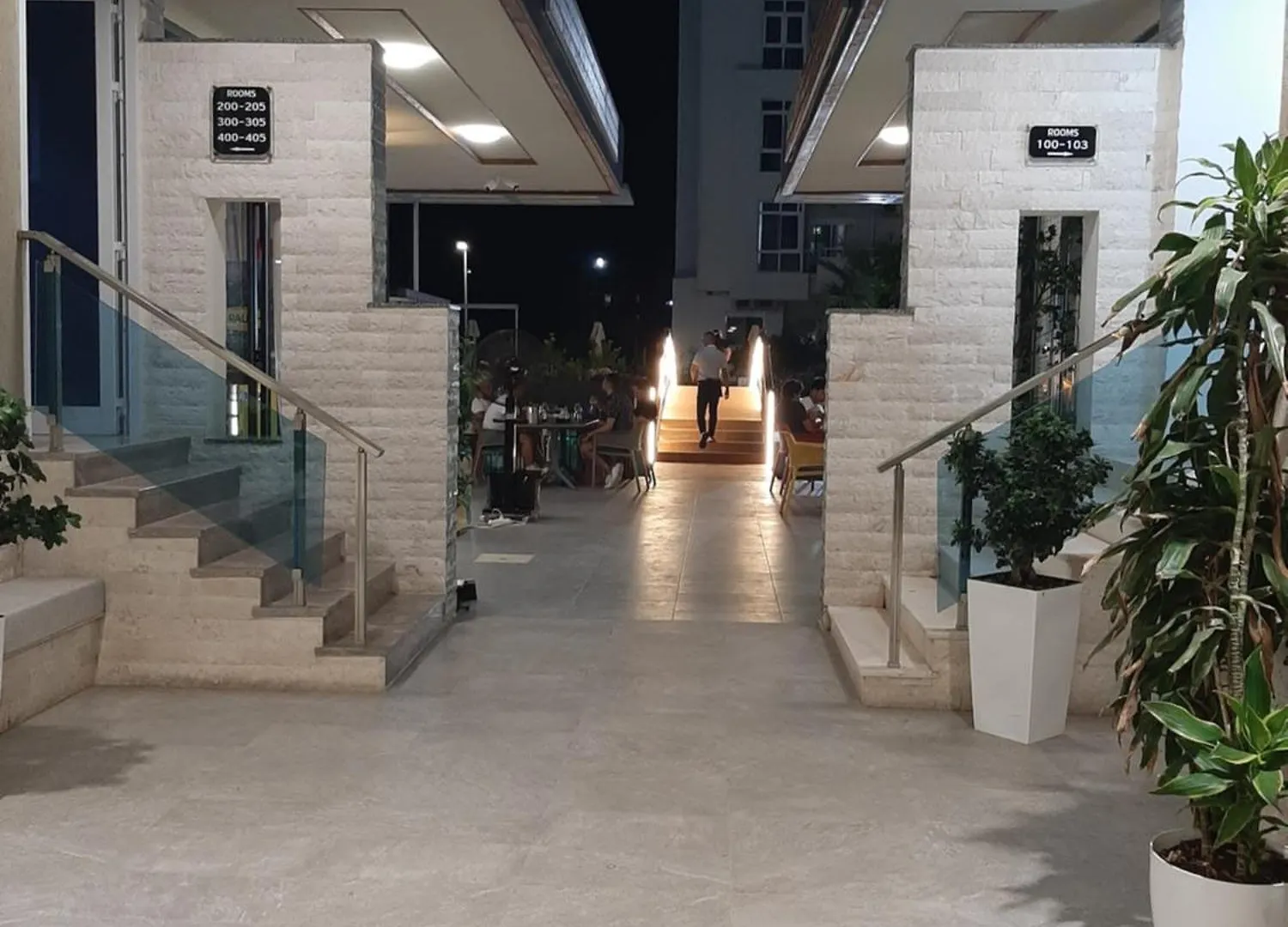 Sea Side Apartment Radhime Vlore
