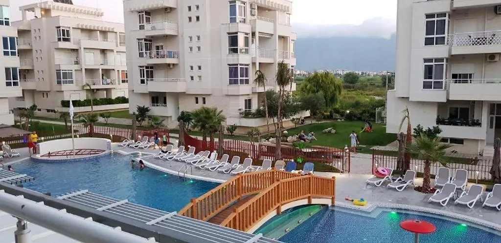 Sea Side Apartment Radhime Vlore 0*,