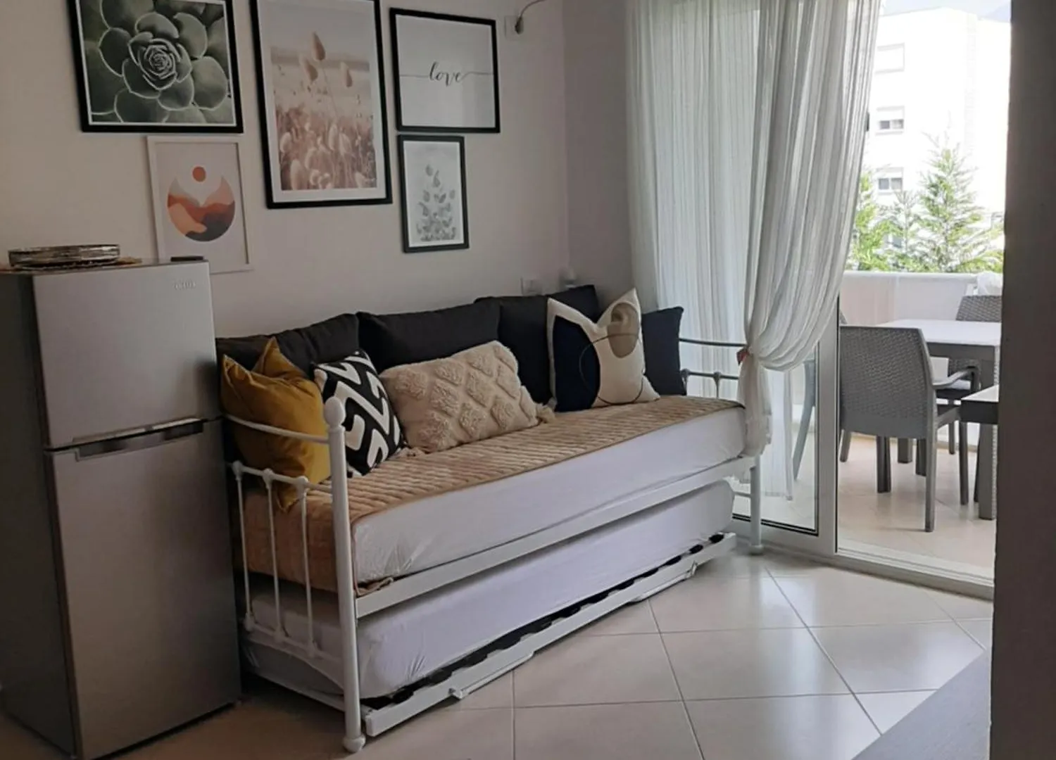 Sea Side Apartment Radhime Vlore 0*,  Albania